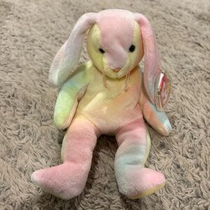 Ty Beanie Baby Hippie - MWMT (Bunny 1998)